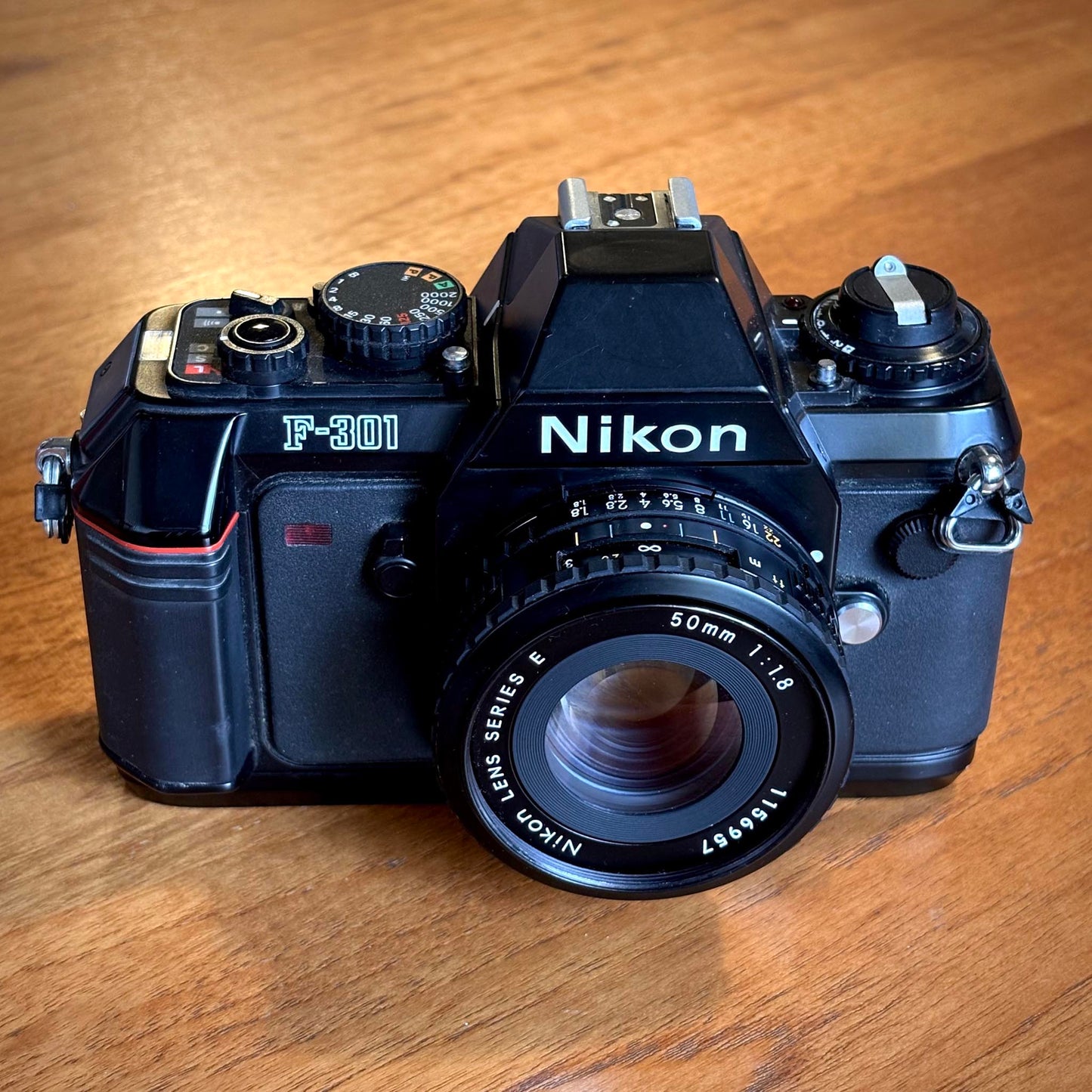 Nikon F301 + 50mm f/1.8 Series E