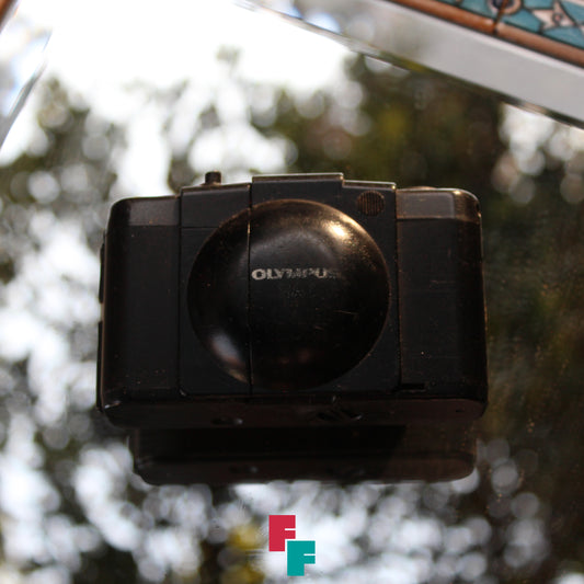 Olympus XA1 (selenium cell)